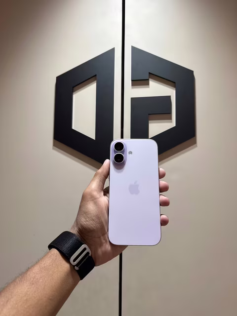 iPhone 17 256GB Lavender