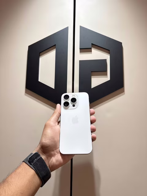 iPhone 15 Pro 256GB White Titanium