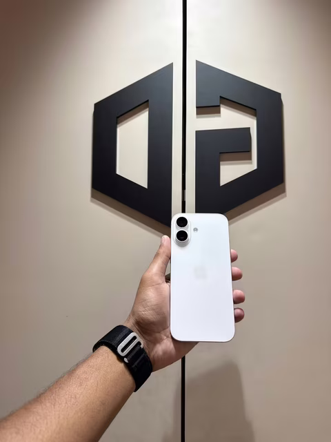 iPhone 17 256GB White