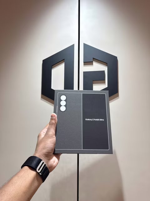 Samsung Z Fold 8 Ultra 12-256Gb Graphite