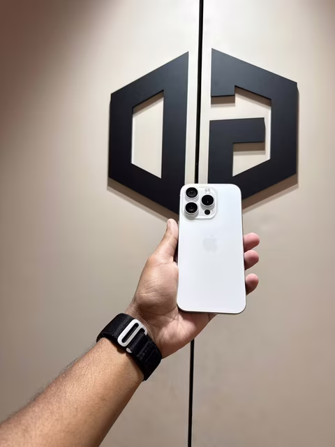 iPhone 15 Pro 128 Gb White