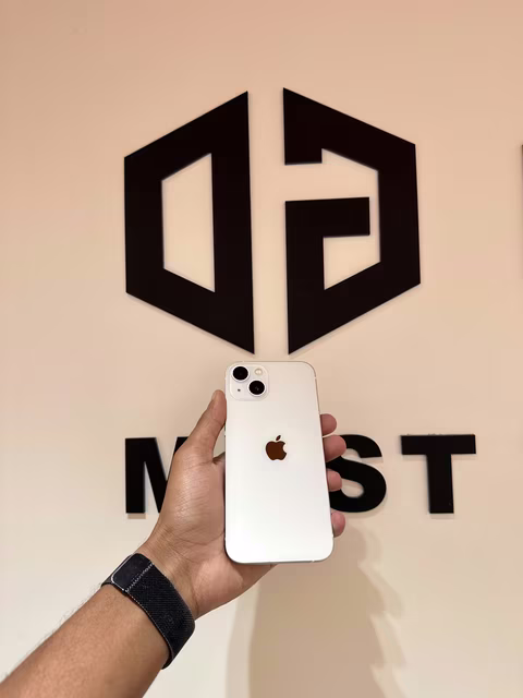 iPhone 13 256GB White