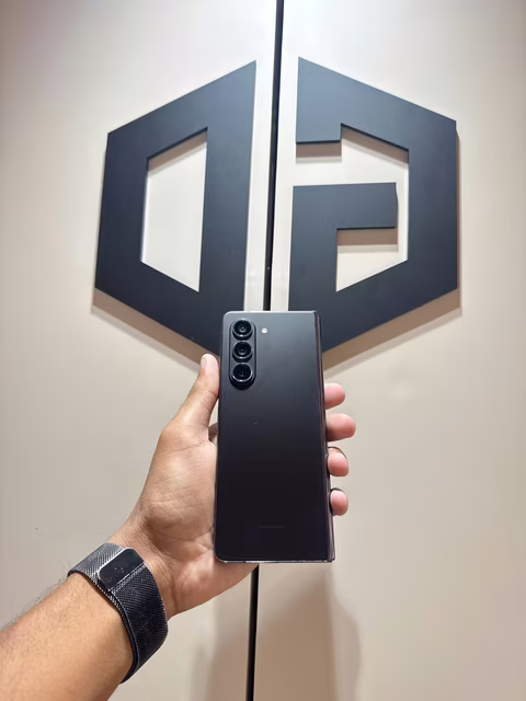 Samsung Fold 5 Black Gnr