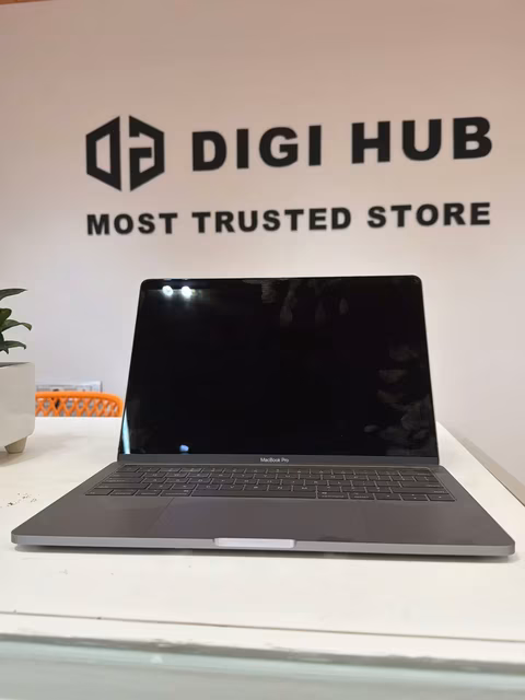 MacBook Pro 8GB 512GB I5 Grey 5Jhc9
