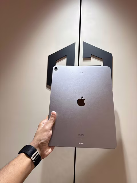Apple iPad Air 13-Inch (M2) Wi-Fi 256GB Silver