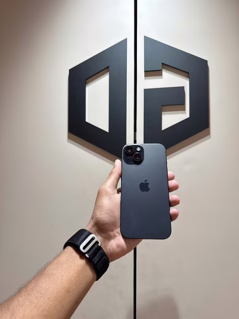 iPhone 15 128GB Black