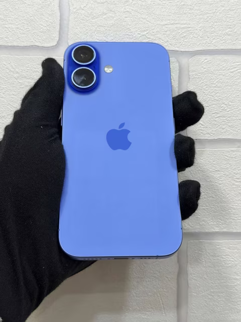 iPhone 16 128GB Blue