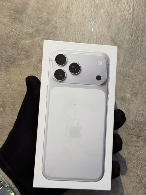iPhone 17 Pro Max 256GB Silver Bop-16701